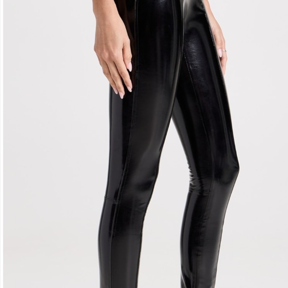 SPANX Black Leggings Sleek and Versatile